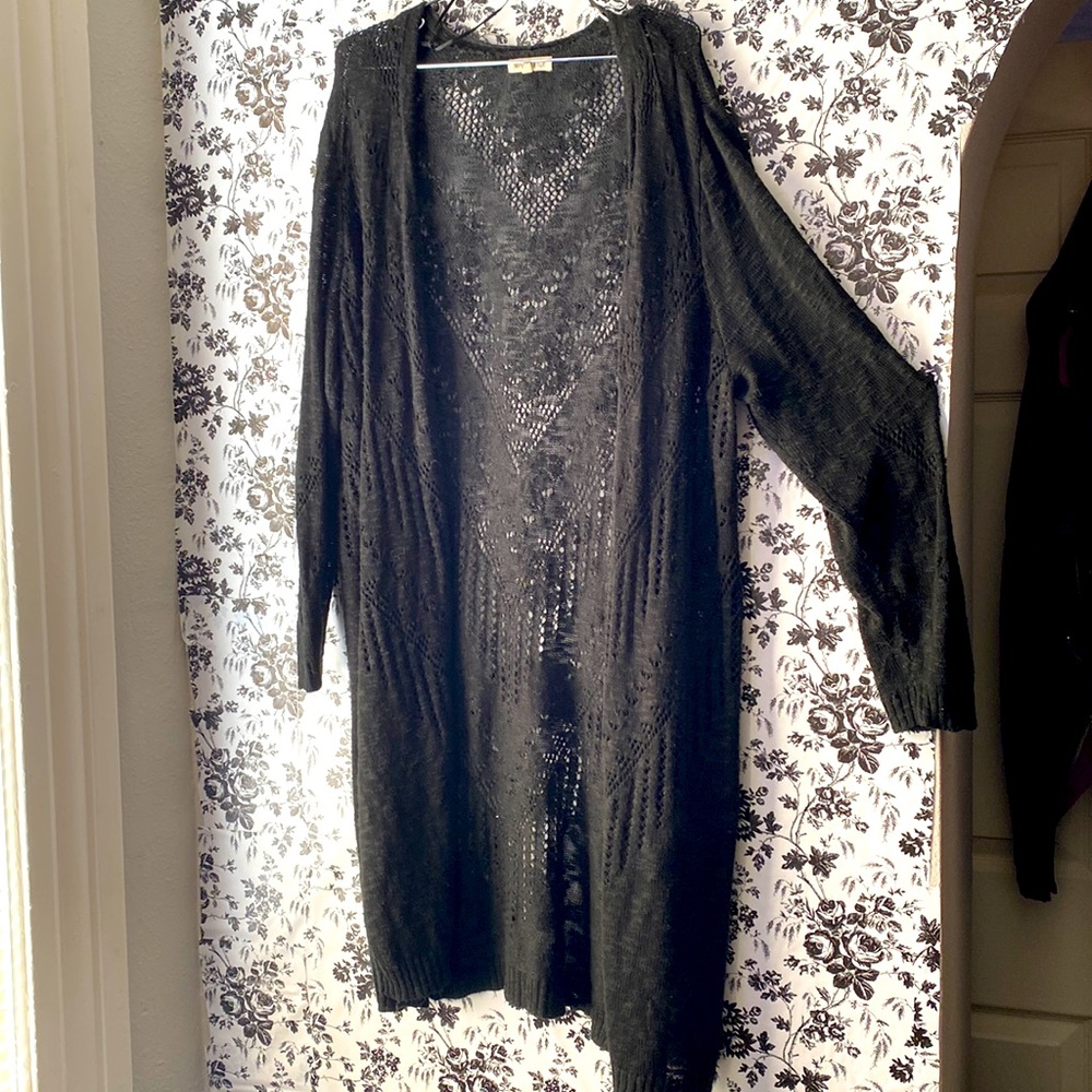 Long knit cardigan. Size XL
